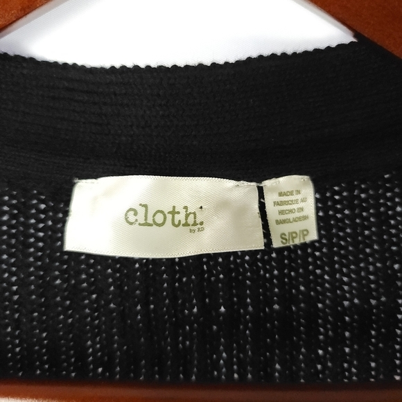 NEW CLOTH By RD Blk Tiered Ruffle Sleeve Sweater - Picture 2 of 6